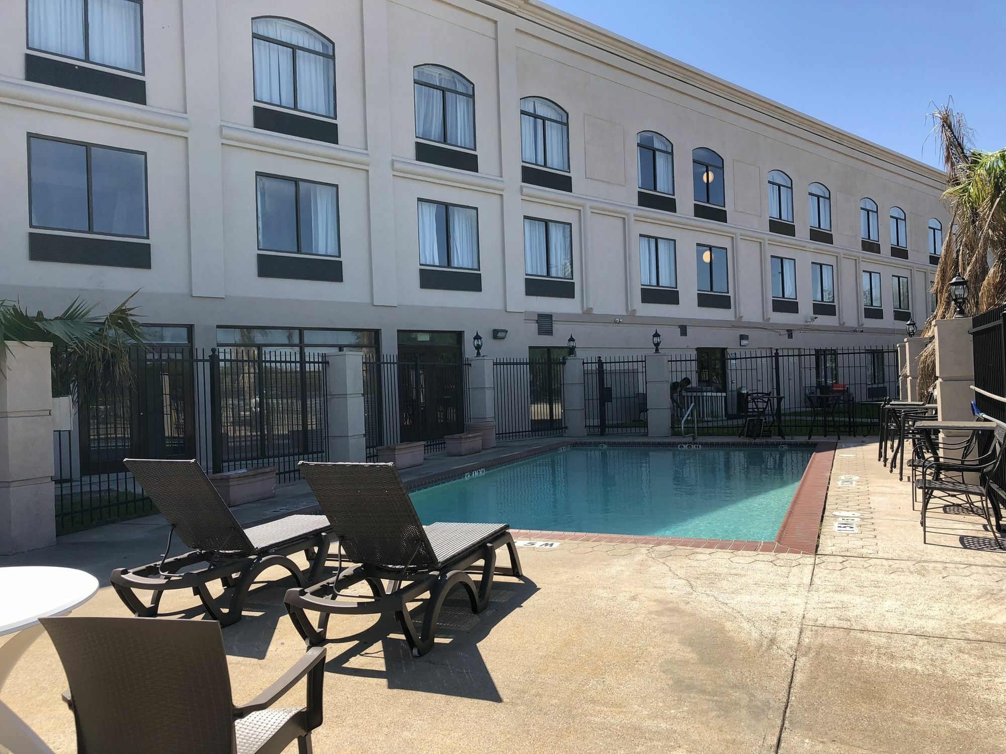 Comfort Inn & Suites Sw Houston Sugarland Buitenkant foto
